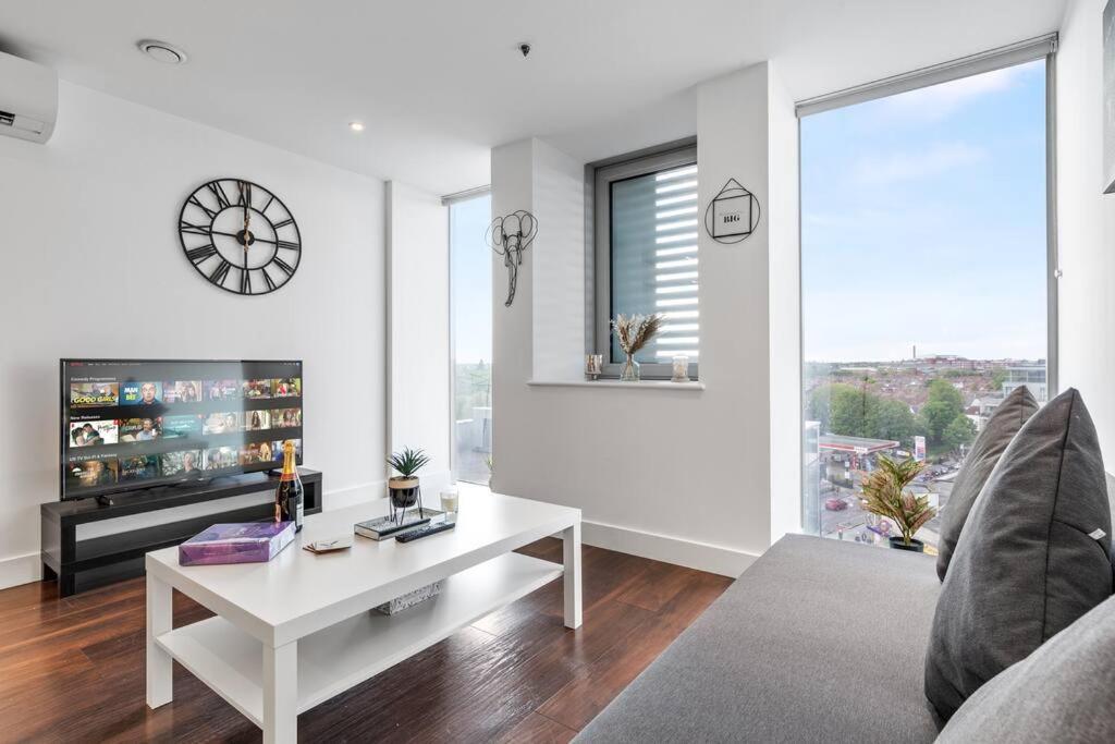 Contemporary 1 Bedroom Flat In Bp4 Appartamento *